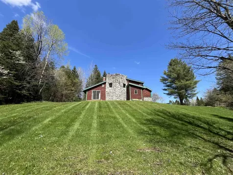 1039 Noyestar Road Walden VT 05843