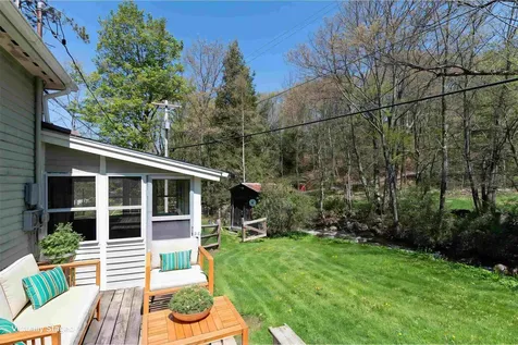 1739 Vermont Route 140 Wallingford VT 05773