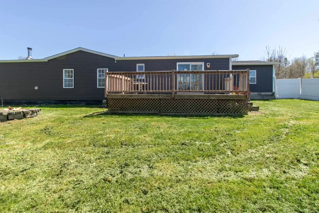 298 Memphremagog Views Newport City VT 05855