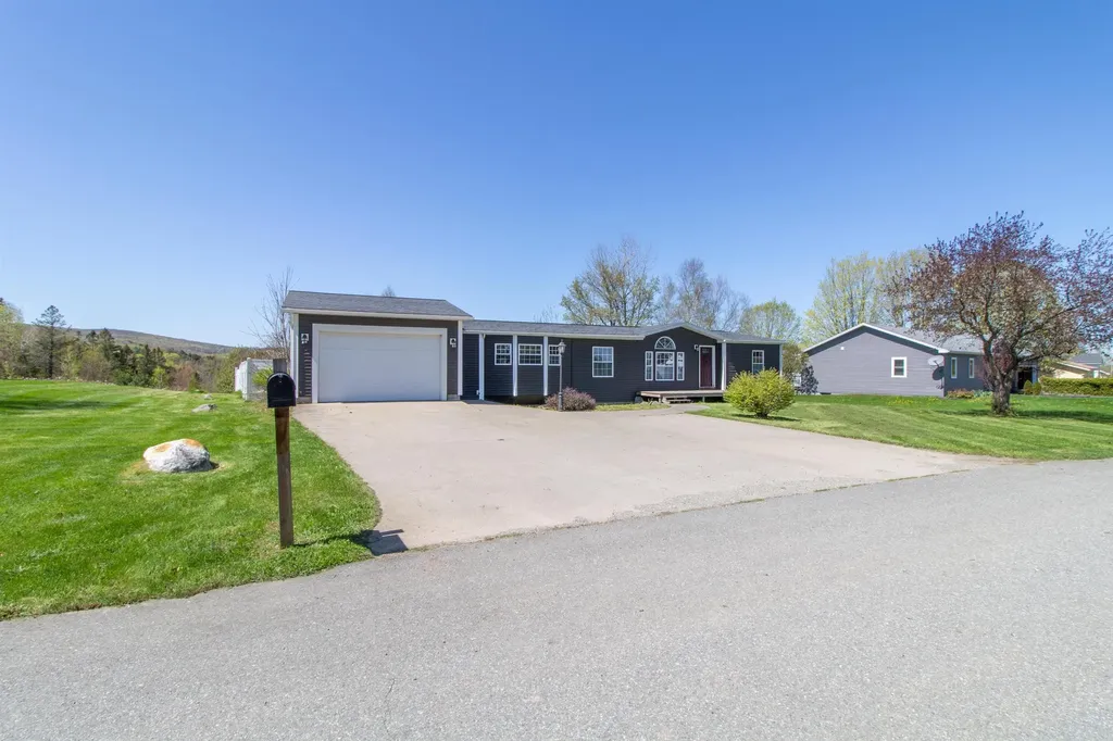 298 Memphremagog Views Newport City VT 05855