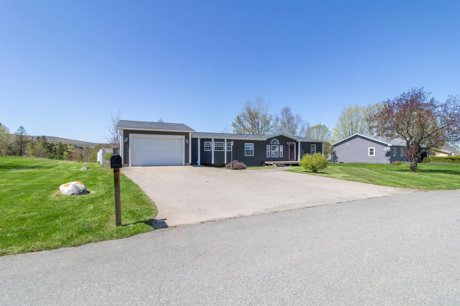 298 Memphremagog Views Newport City VT 05855