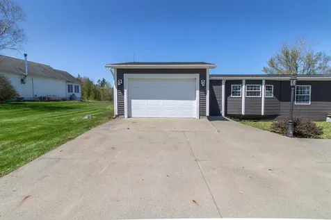 298 Memphremagog Views Newport City VT 05855