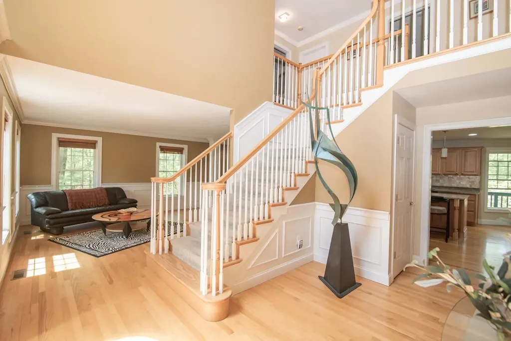 30 Shephard Road Pelham NH 03076