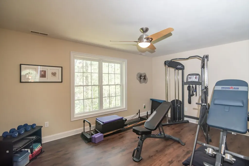 30 Shephard Road Pelham NH 03076