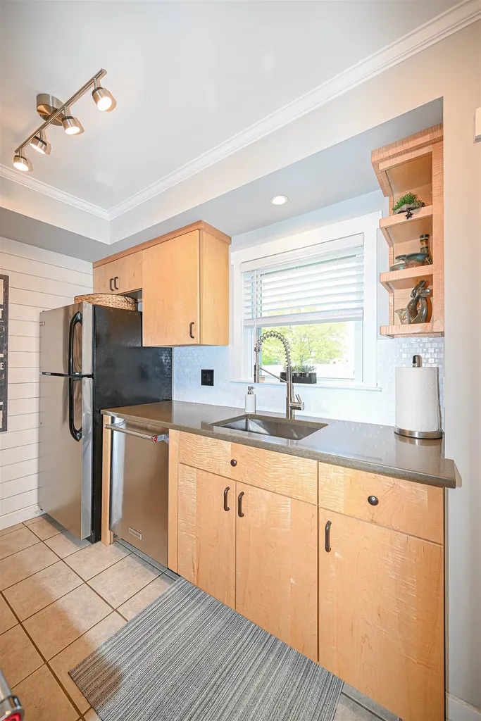 206 Villa Street Manchester NH 03103