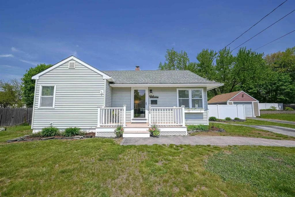 206 Villa Street Manchester NH 03103