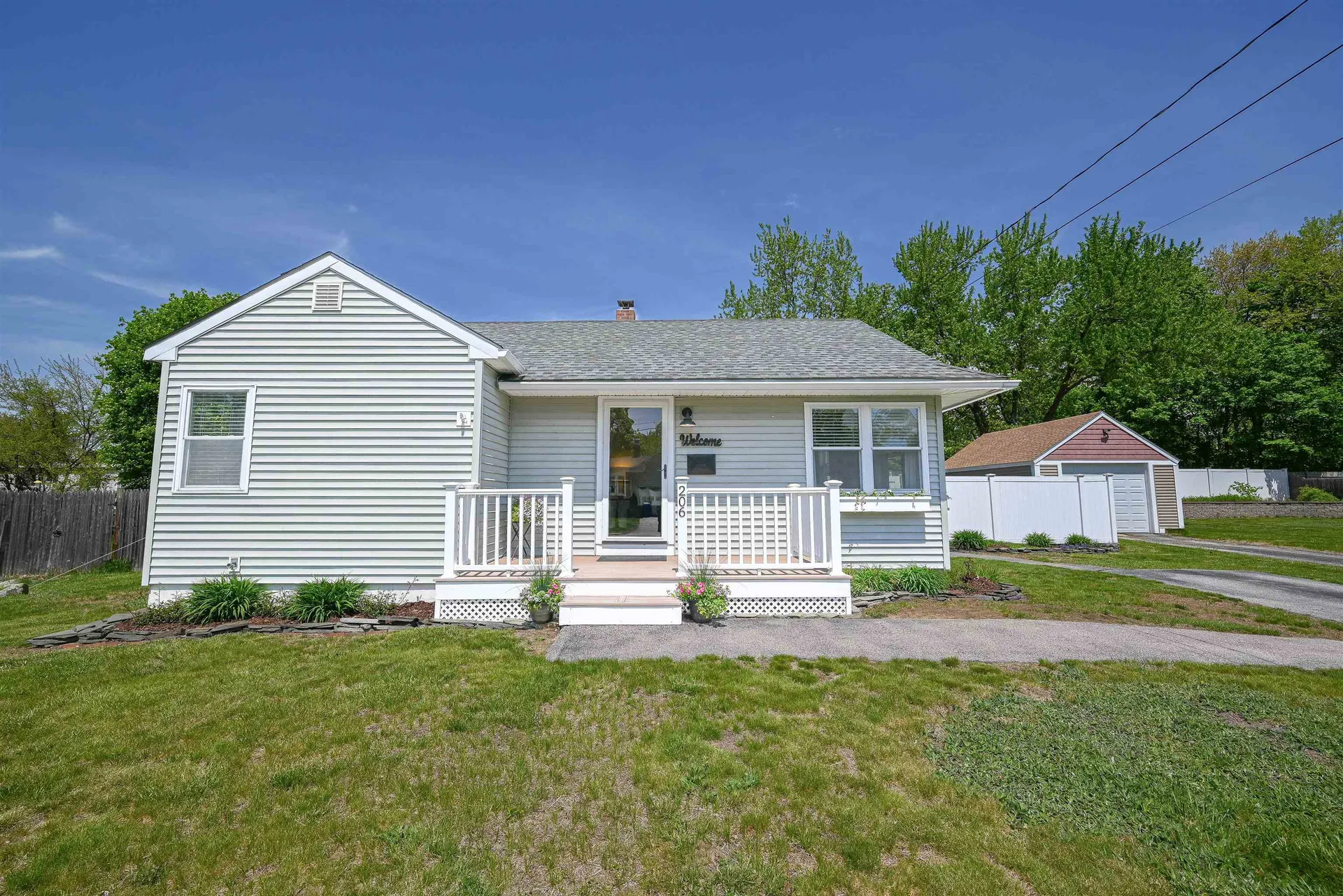 206 Villa Street Manchester NH 03103