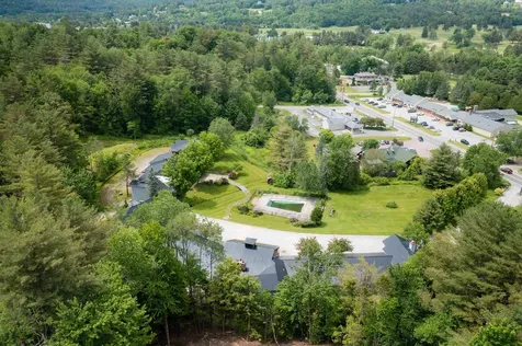 1007 Mountain Road Stowe VT 05672