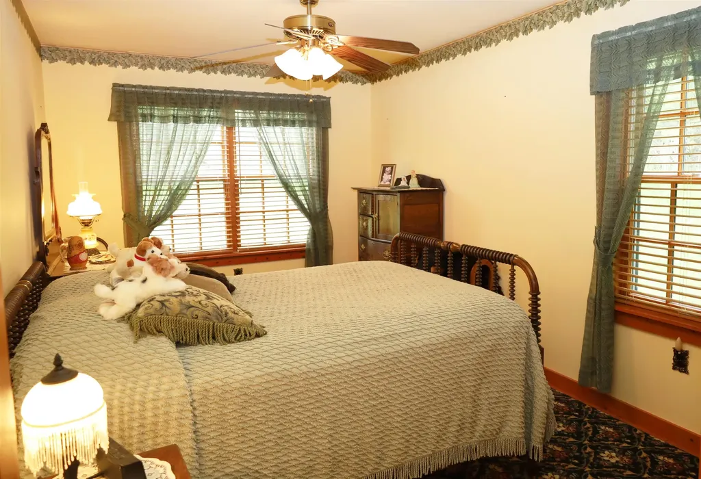 1040 Morrill Road Danville VT 05828