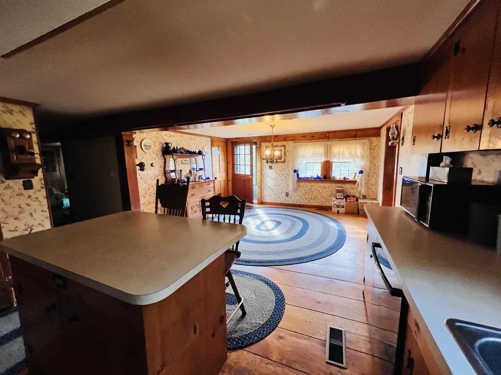 1040 Morrill Road Danville VT 05828