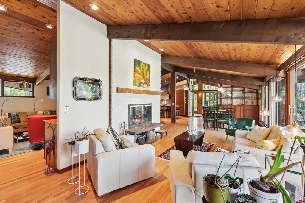 1 Lakeview Drive Hanover NH 03755