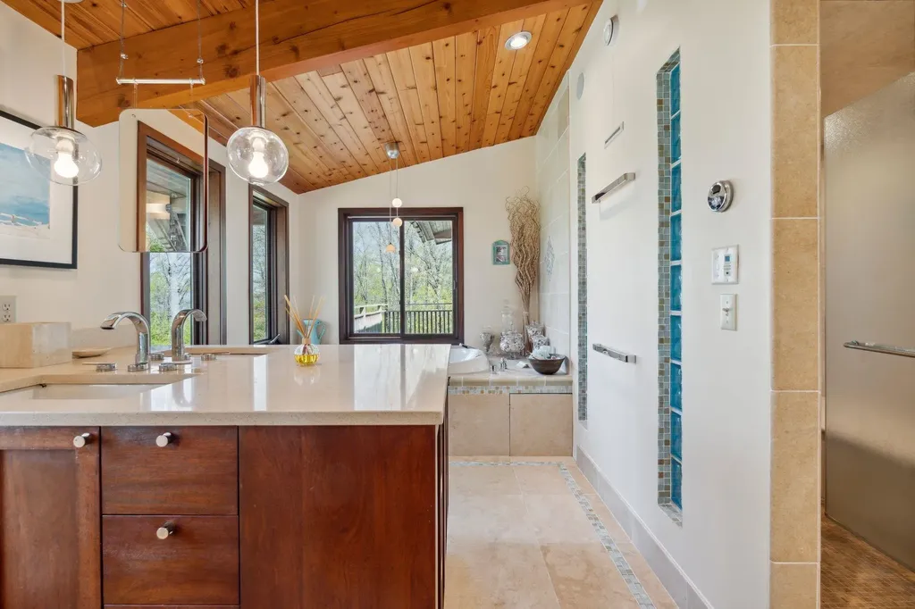 1 Lakeview Drive Hanover NH 03755