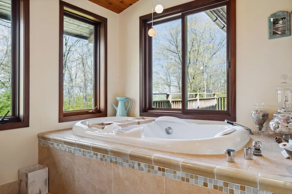 1 Lakeview Drive Hanover NH 03755