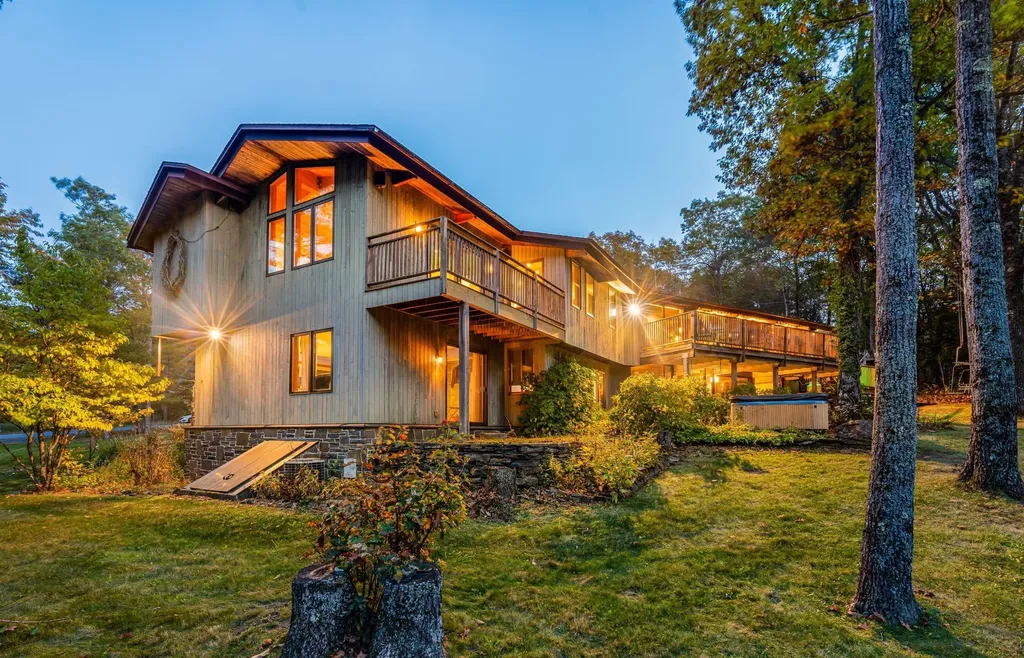 1 Lakeview Drive Hanover NH 03755