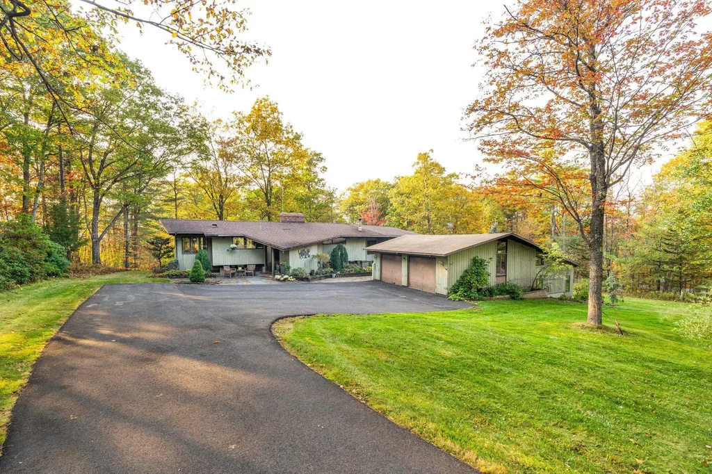 1 Lakeview Drive Hanover NH 03755