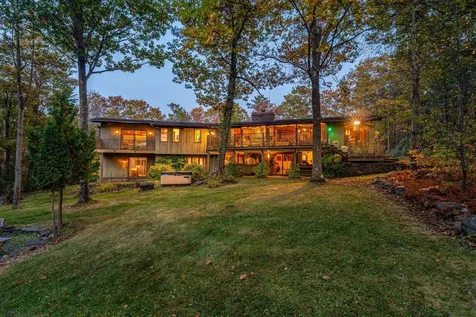 1 Lakeview Drive Hanover NH 03755