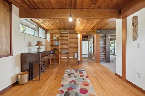 1 Lakeview Drive Hanover NH 03755