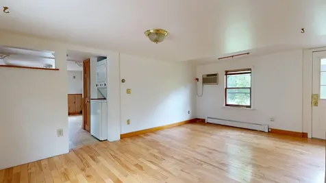 17 Convent Square Burlington VT 05401