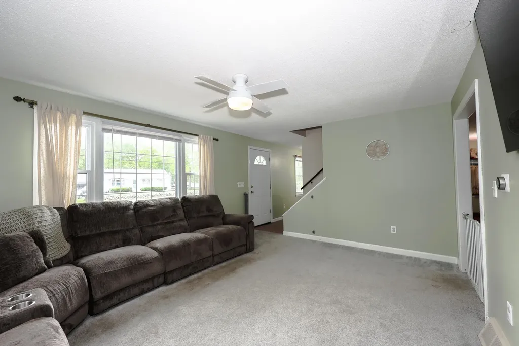 2 Lamson Drive Merrimack NH 03054