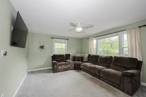 2 Lamson Drive Merrimack NH 03054