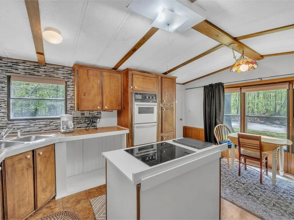 44 Wentworth Road Colchester VT 05446