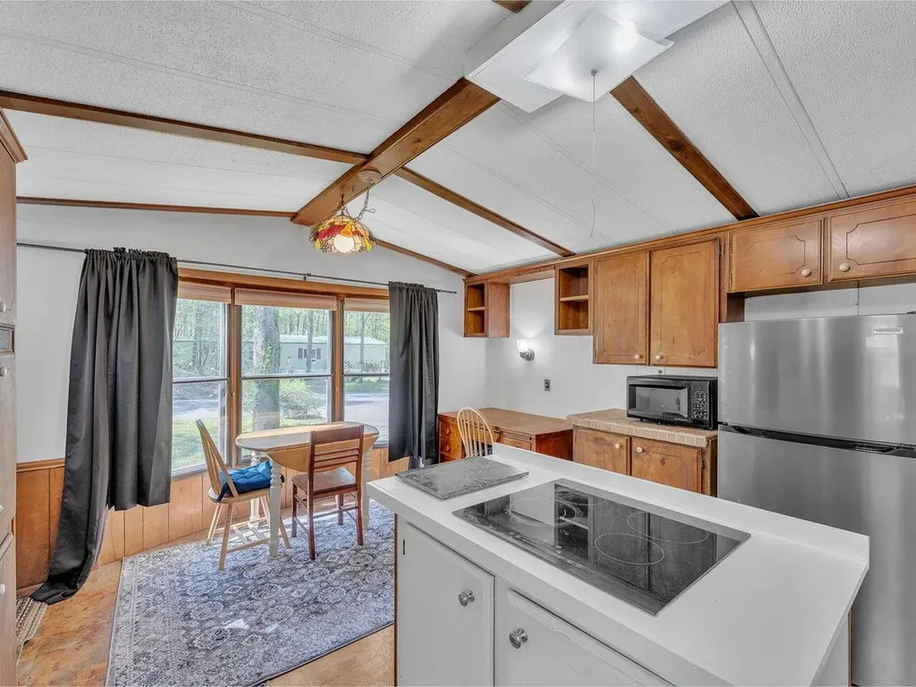 44 Wentworth Road Colchester VT 05446