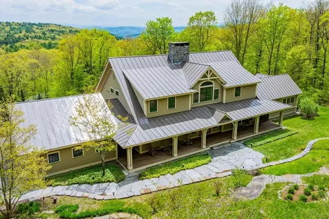 165 Bennington Lane Hartford VT 05059