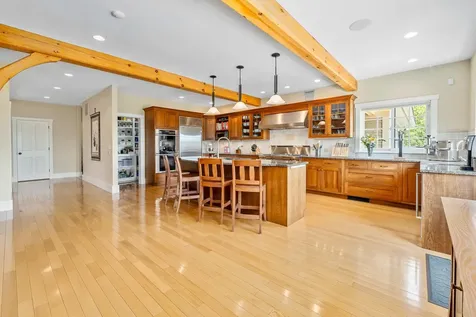 165 Bennington Lane Hartford VT 05059