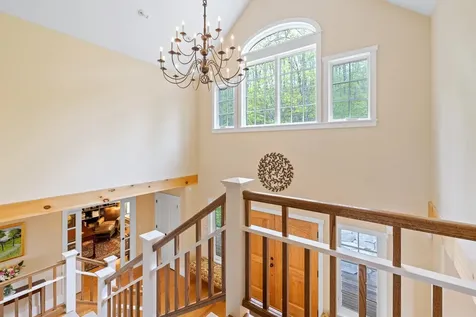 165 Bennington Lane Hartford VT 05059