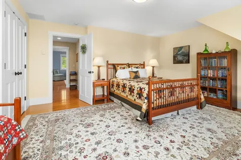 165 Bennington Lane Hartford VT 05059