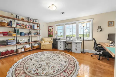 165 Bennington Lane Hartford VT 05059