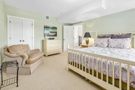 165 Bennington Lane Hartford VT 05059