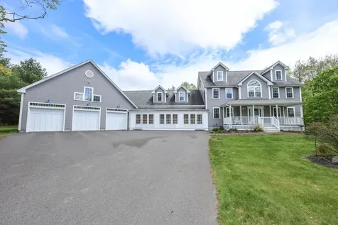 126 Oakcrest Lane Gilmanton NH 03237