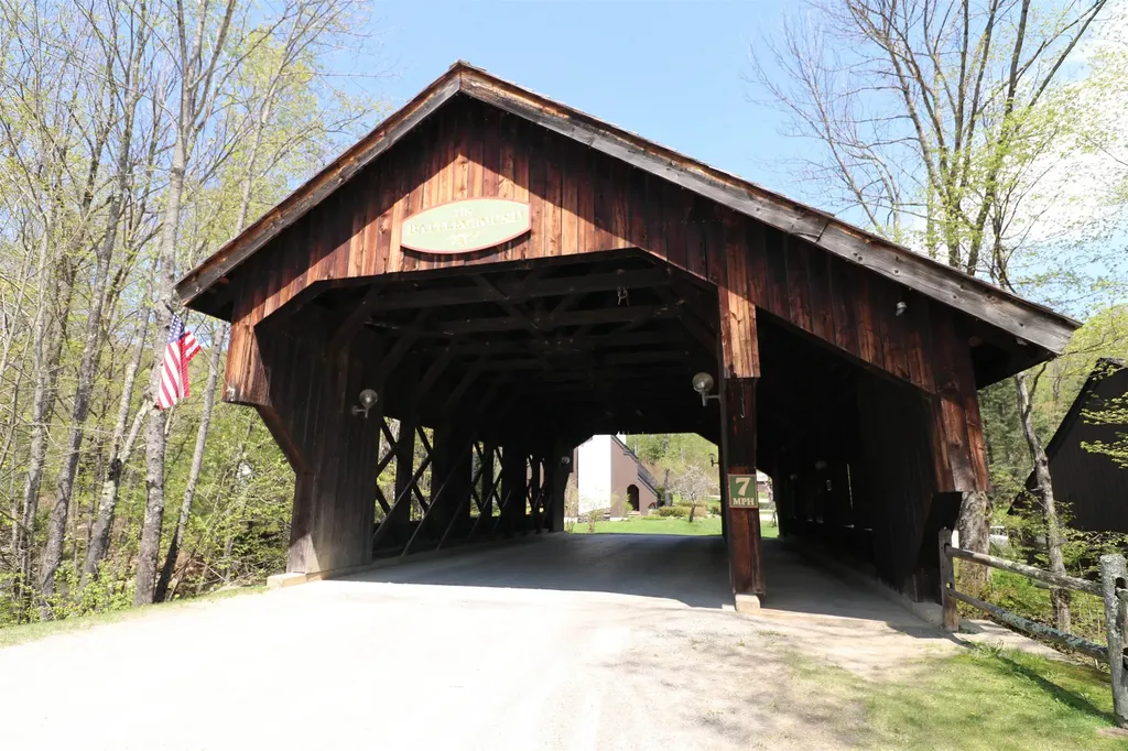 4610 Battleground Road Fayston VT 05673