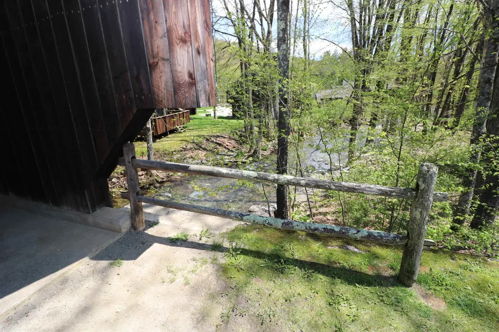 4610 Battleground Road Fayston VT 05673