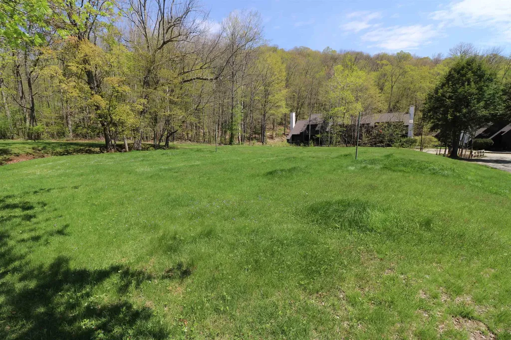 4610 Battleground Road Fayston VT 05673