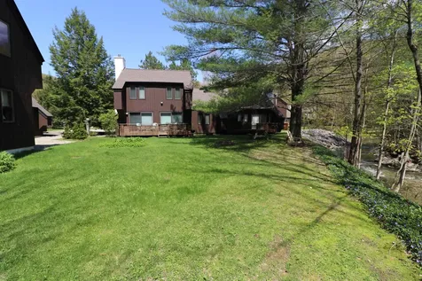 4610 Battleground Road Fayston VT 05673