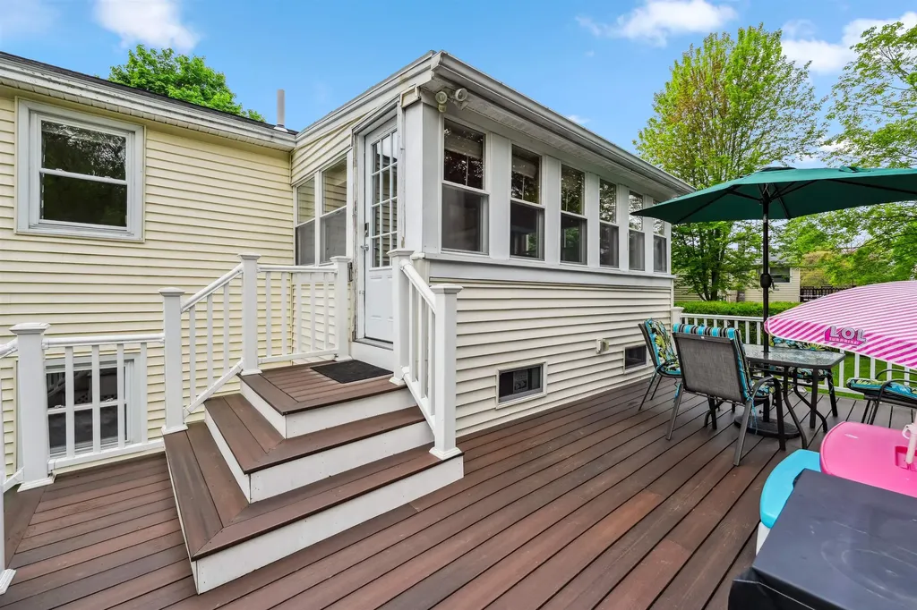 259 Brickett Road Manchester NH 03109