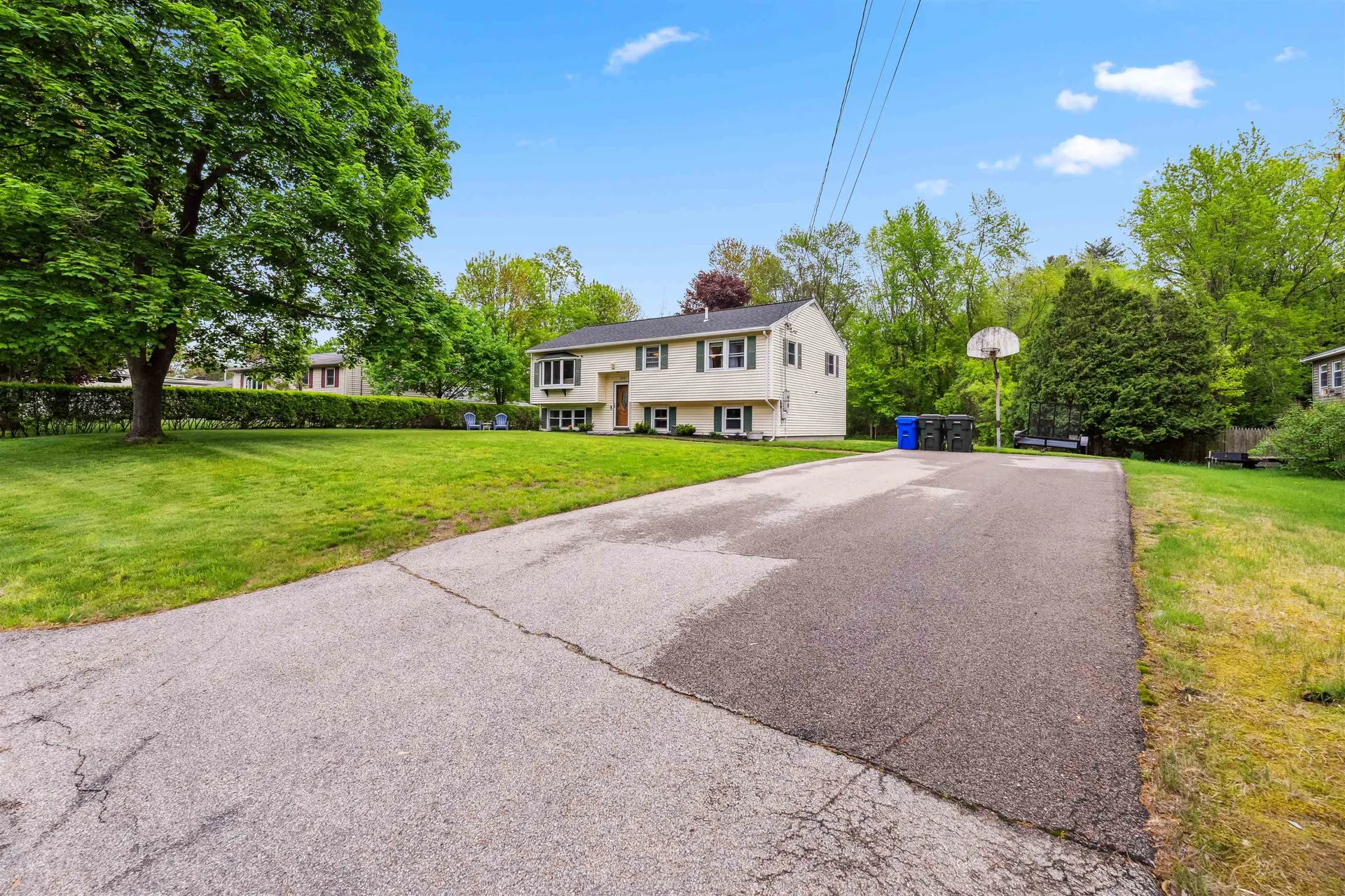 259 Brickett Road Manchester NH 03109