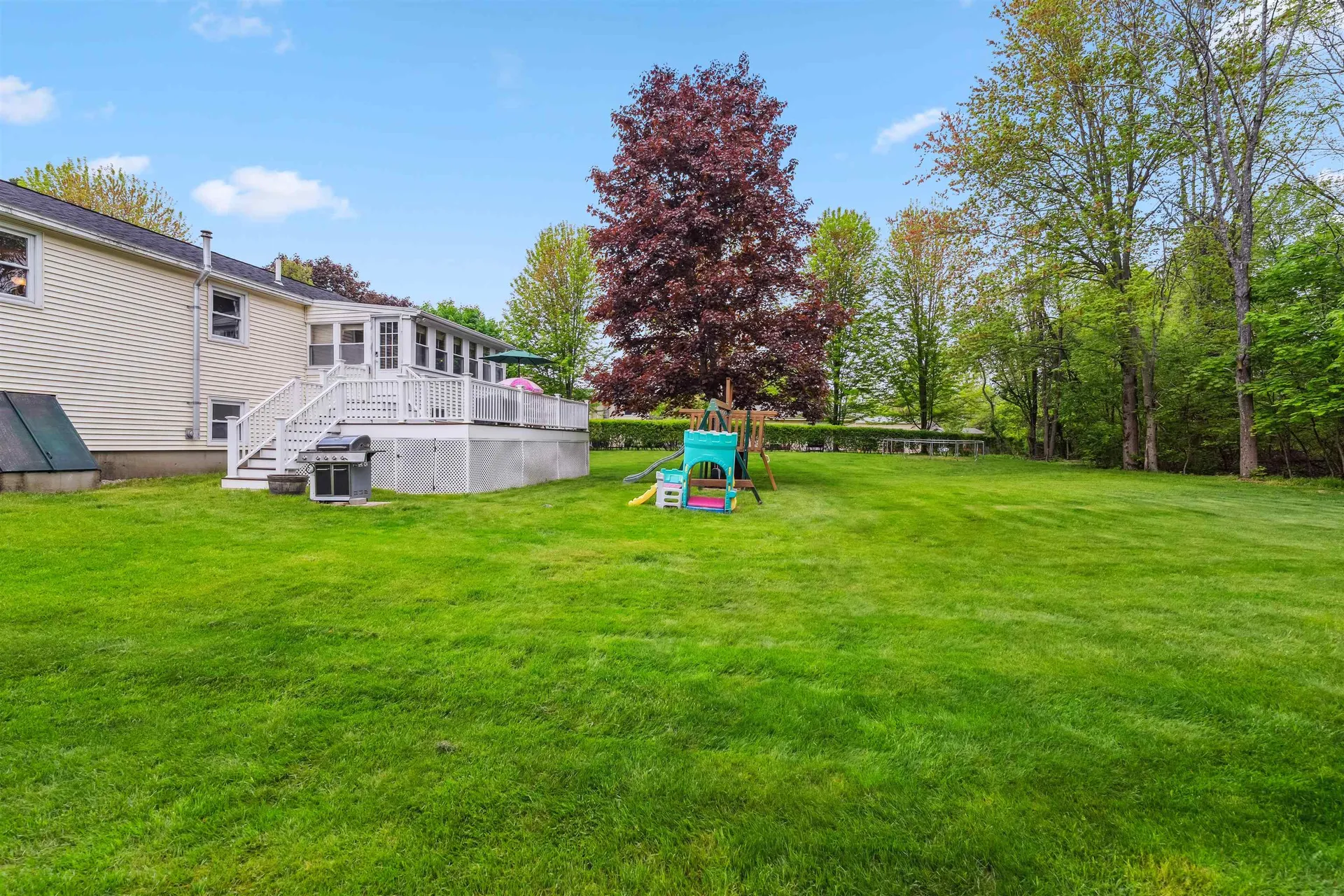 259 Brickett Road Manchester NH 03109