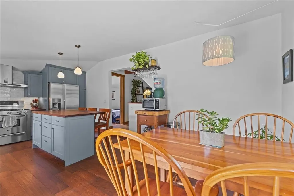 67 Proctor Avenue South Burlington VT 05403