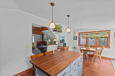 67 Proctor Avenue South Burlington VT 05403