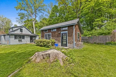 67 Proctor Avenue South Burlington VT 05403