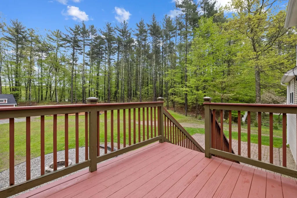 6 Aldrich Circle Merrimack NH 03054