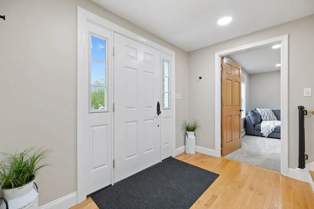 6 Aldrich Circle Merrimack NH 03054