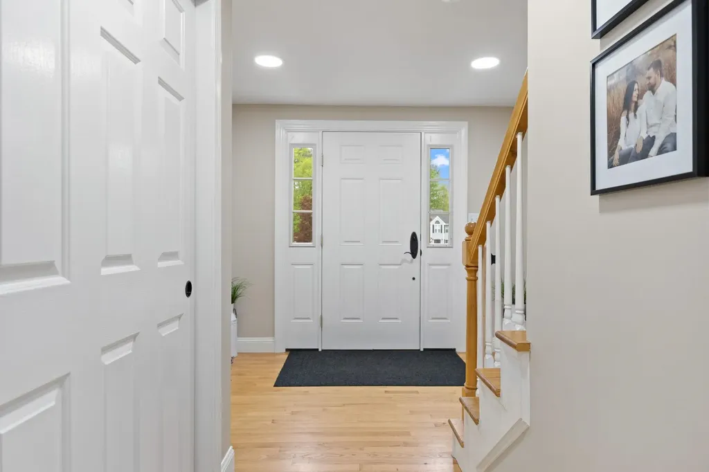 6 Aldrich Circle Merrimack NH 03054