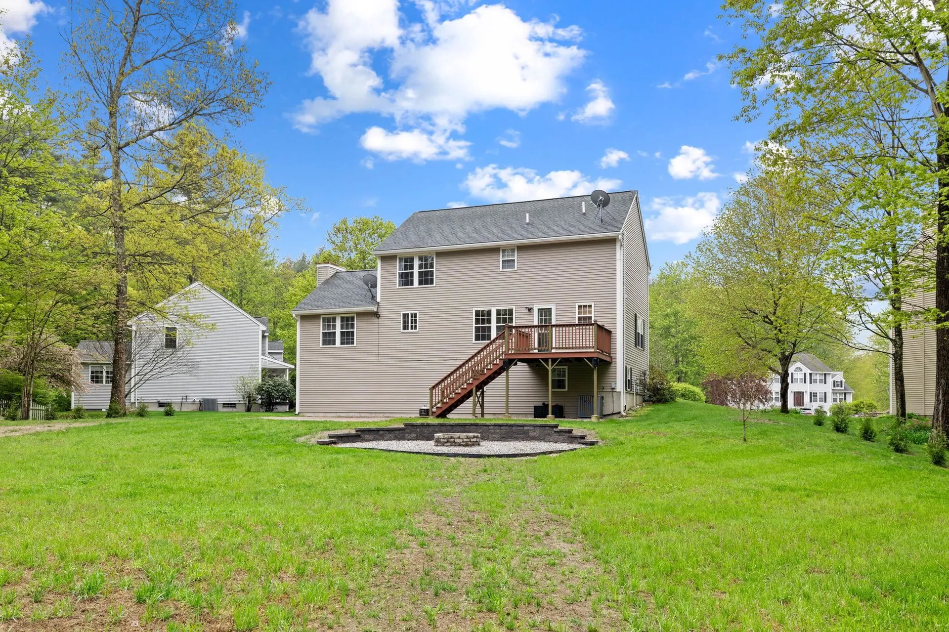 6 Aldrich Circle Merrimack NH 03054