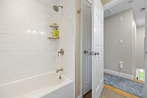 6 Aldrich Circle Merrimack NH 03054
