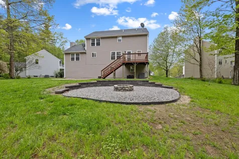 6 Aldrich Circle Merrimack NH 03054