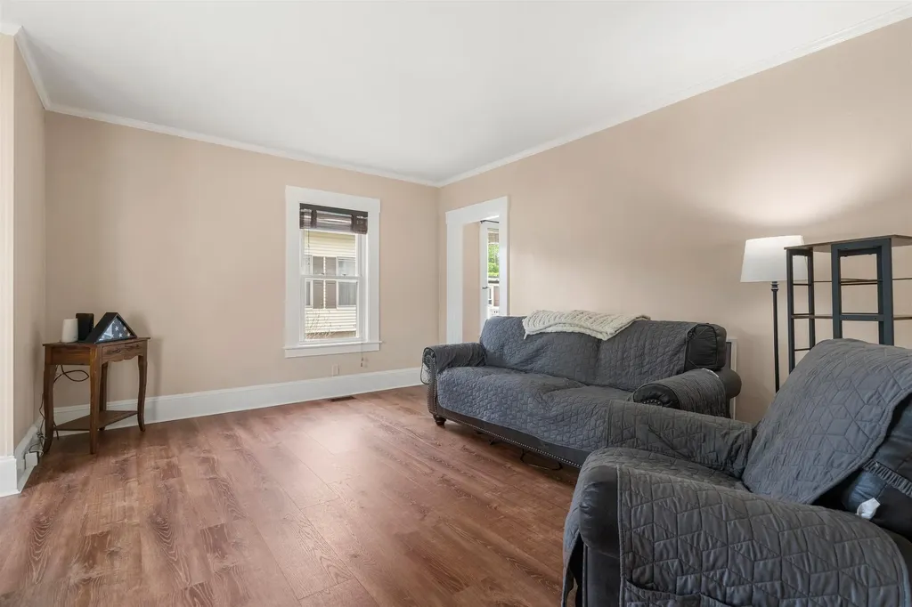 34 King Street Rochester NH 03867